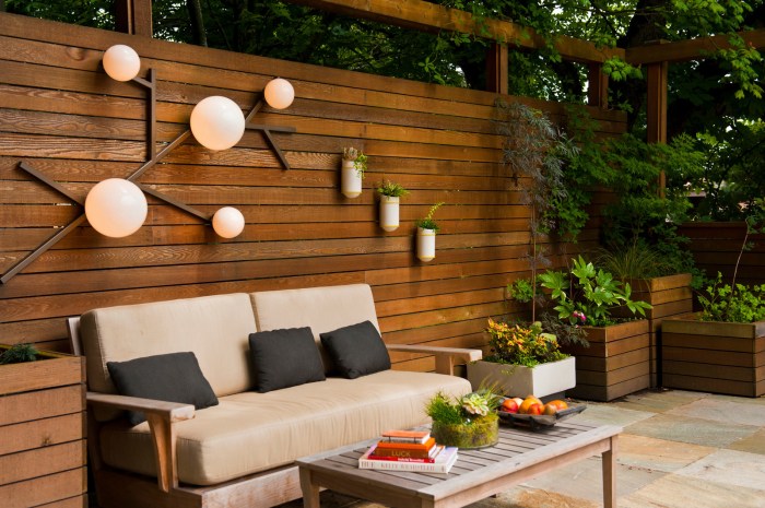 Wall decor outdoor patio